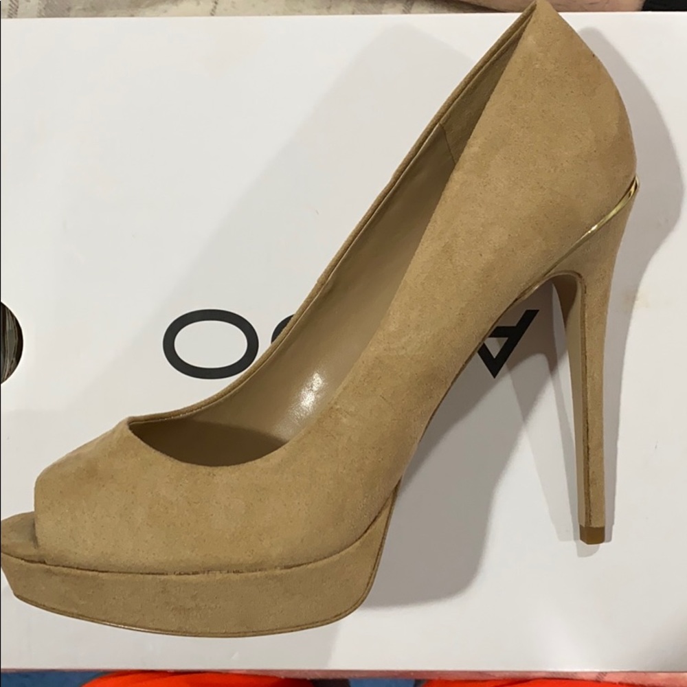Nude heels